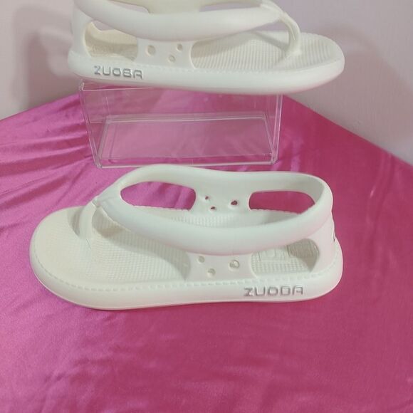 Kids White Sandals - Picture 3 of 6